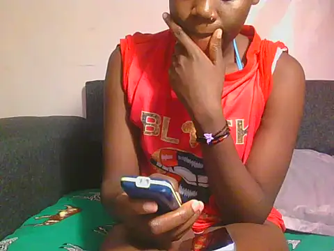 Snapshot of Midnight_whisper01 chatting on June 2026 04:27:01 PM Midnight whisper01 online show from June 2026 04:27:01 PM