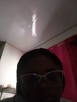 Snapshot of lhafer chatting on May 2026 10:26:01 PM lhafer online show from May 2026 10:26:01 PM