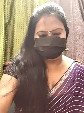 Snapshot of Meera_mia chatting on June 2026 01:11:01 PM Meera mia online show from June 2026 01:11:01 PM