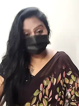 Snapshot of Meera_mia chatting on June 2026 07:22:02 AM Meera mia online show from June 2026 07:22:02 AM