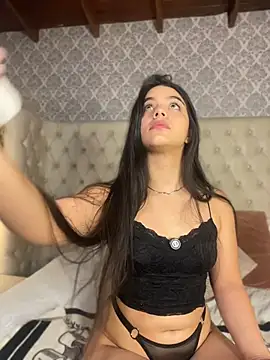 Amel Rosse online show from June 2026 03:32:01 PM