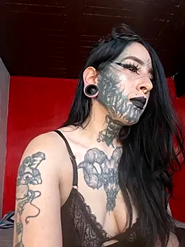 Snapshot of Venom-Luna chatting on June 2026 05:29:02 PM Venom-Luna online show from June 2026 05:29:02 PM