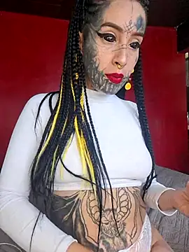 Snapshot of Venom-Luna chatting on June 2026 05:23:01 PM Venom-Luna online show from June 2026 05:23:01 PM