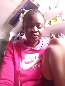 Snapshot of Carinasweets chatting on May 2026 06:53:01 PM Carinasweets online show from May 2026 06:53:01 PM