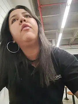 grandotavenus185 online show from June 2026 02:27:02 PM
