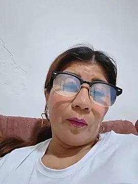fire mommy online show from June 2026 09:05:02 PM