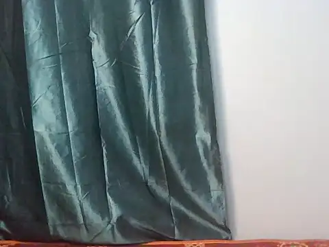 Snapshot of slim_berry01 chatting on July 2026 02:29:01 AM slim berry01 online show from July 2026 02:29:01 AM