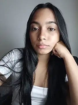 Snapshot of xcleila chatting on July 2026 02:27:01 AM xcleila online show from July 2026 02:27:01 AM