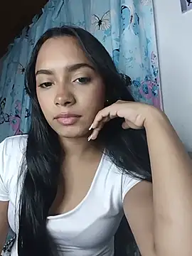 Snapshot of xcleila chatting on July 2026 05:10:02 AM xcleila online show from July 2026 05:10:02 AM