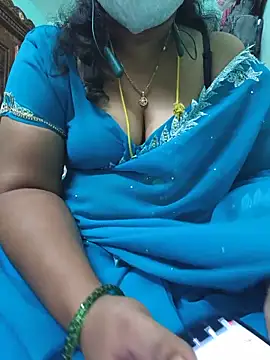 Snapshot of Tamil-kaviya98 chatting on June 2026 09:40:01 PM Tamil-kaviya98 online show from June 2026 09:40:01 PM