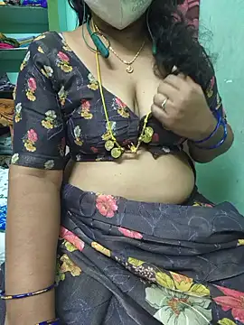 Snapshot of Tamil-kaviya98 chatting on July 2026 07:45:01 PM Tamil-kaviya98 online show from July 2026 07:45:01 PM