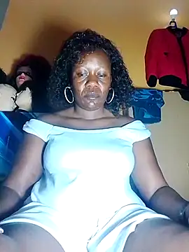 Snapshot of SexyHaven5 chatting on June 2026 06:18:01 AM SexyHaven5 online show from June 2026 06:18:01 AM
