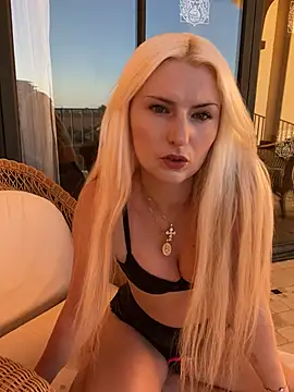 MimiLliiyy online show from July 2026 06:36:01 PM