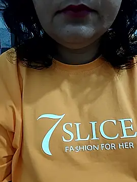 manjusrma005 online show from June 2026 07:32:02 AM