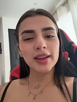 ElectraScott online show from June 2026 09:41:01 PM