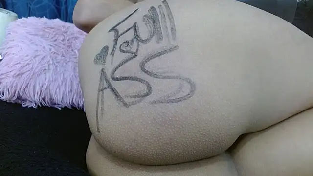 Snapshot of Anita_slut_Dirtyy chatting on May 2026 06:09:01 PM Anita slut Dirtyy online show from May 2026 06:09:01 PM