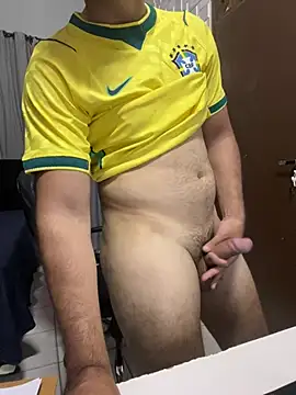 Snapshot of Fer_Ti chatting on July 2026 03:03:02 PM Fer Ti online show from July 2026 03:03:02 PM