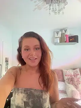 Snapshot of PoisonIvy_x chatting on June 2026 02:37:02 PM PoisonIvy x online show from June 2026 02:37:02 PM