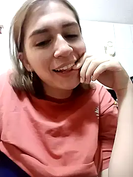 Snapshot of malory_af chatting on June 2026 06:50:01 PM malory af online show from June 2026 06:50:01 PM