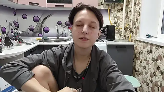 Saranade online show from May 2026 05:10:02 PM
