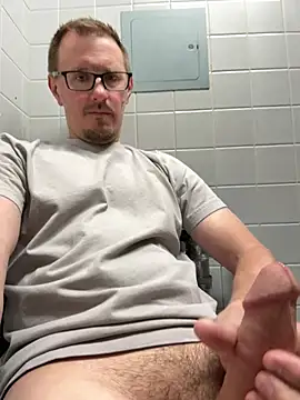 Snapshot of Hardpaul85 chatting on June 2026 01:17:02 PM Hardpaul85 online show from June 2026 01:17:02 PM