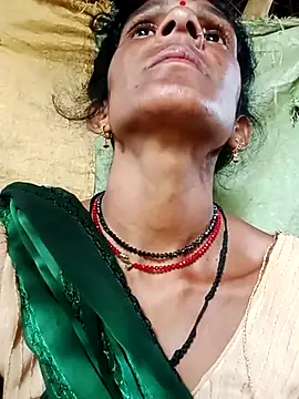 Snapshot of Cut_umang74 chatting on July 2026 06:50:02 AM Cut umang74 online show from July 2026 06:50:02 AM
