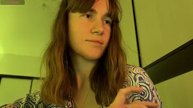agniia257 online show from May 2026 06:09:01 PM