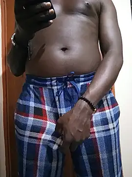 Snapshot of Bigblackman25 chatting on June 2026 10:08:01 PM Bigblackman25 online show from June 2026 10:08:01 PM