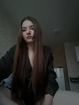 sexy-brunette77 online show from June 2026 06:07:02 PM