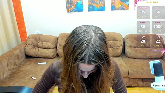 VerhiniaMaua online show from July 2026 09:28:02 PM