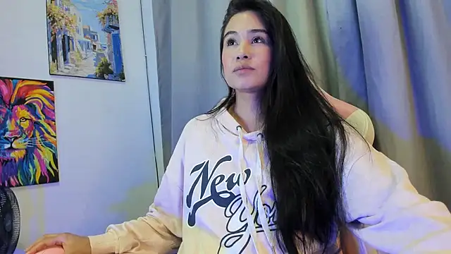 Snapshot of NattGray chatting on June 2026 02:57:01 AM NattGray online show from June 2026 02:57:01 AM