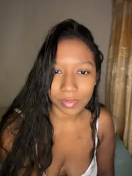 Snapshot of chell_iivy chatting on July 2026 05:23:01 AM chell iivy online show from July 2026 05:23:01 AM