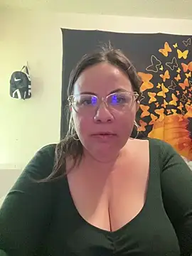 Snapshot of sunflowerNiecy chatting on June 2026 09:56:02 PM sunflowerNiecy online show from June 2026 09:56:02 PM