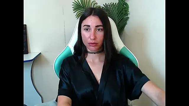 Cammil1a horn online show from June 2026 11:41:01 AM