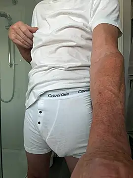 Snapshot of Erexsean66 chatting on June 2026 04:04:02 PM Erexsean66 online show from June 2026 04:04:02 PM