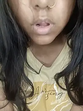 MissRiyaLive online show from July 2026 05:44:01 PM