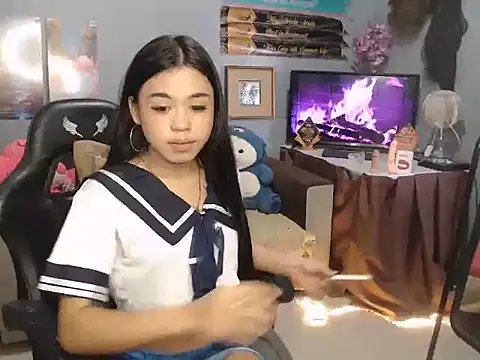 Salomesalvi online show from June 2026 02:35:02 AM