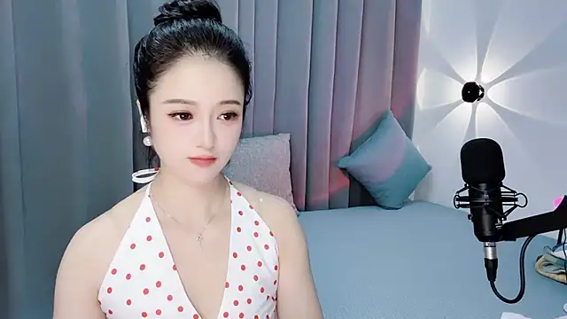 Snapshot of Momo-Wow chatting on July 2026 06:27:01 AM Momo-Wow online show from July 2026 06:27:01 AM