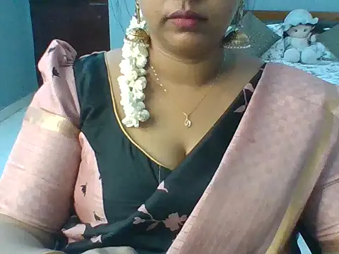 Tamil hot Meenu online show from June 2026 03:54:02 PM