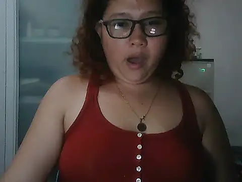 Snapshot of bitchychubby chatting on July 2026 01:50:01 PM bitchychubby online show from July 2026 01:50:01 PM