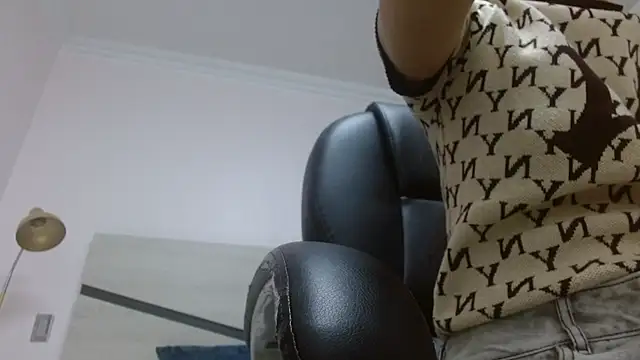 Snapshot of amara_sanchez chatting on July 2026 01:26:01 PM amara sanchez online show from July 2026 01:26:01 PM