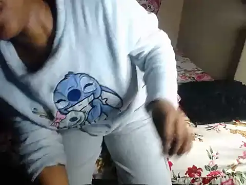Snapshot of Thickmisspearl23 chatting on June 2026 11:09:02 PM Thickmisspearl23 online show from June 2026 11:09:02 PM
