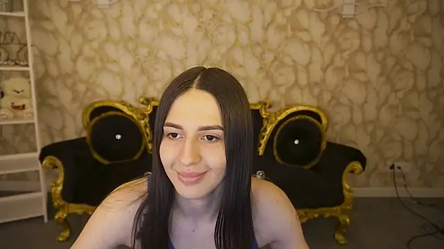 AlesiaDessmond online show from June 2026 07:03:02 PM