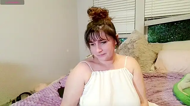 maddiliz online show from February 2026 03:03:02 AM