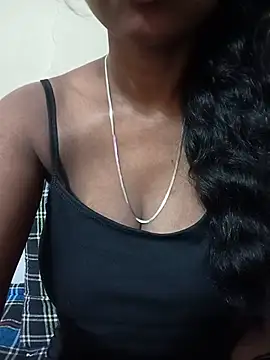 Sexy-Zeenat online show from July 2026 08:30:01 AM