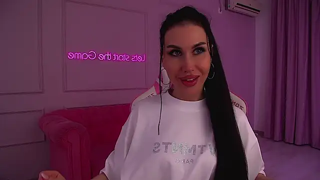 KaylaMous online show from July 2026 06:23:02 PM