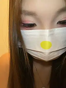 Snapshot of QIQI-QIQI-01 chatting on June 2026 09:57:02 AM QIQI-QIQI-01 online show from June 2026 09:57:02 AM