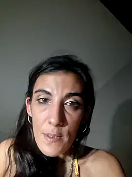 Snapshot of safadinha215 chatting on June 2026 07:55:01 AM safadinha215 online show from June 2026 07:55:01 AM