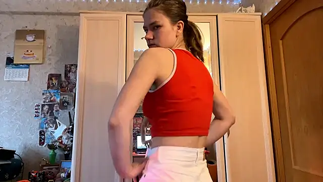Snapshot of Codi_Rostersy chatting on June 2026 03:26:01 AM Codi Rostersy online show from June 2026 03:26:01 AM