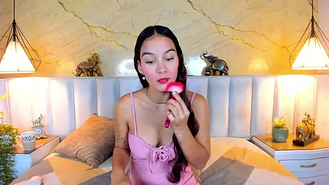 Natty Mendez online show from July 2026 12:20:01 PM